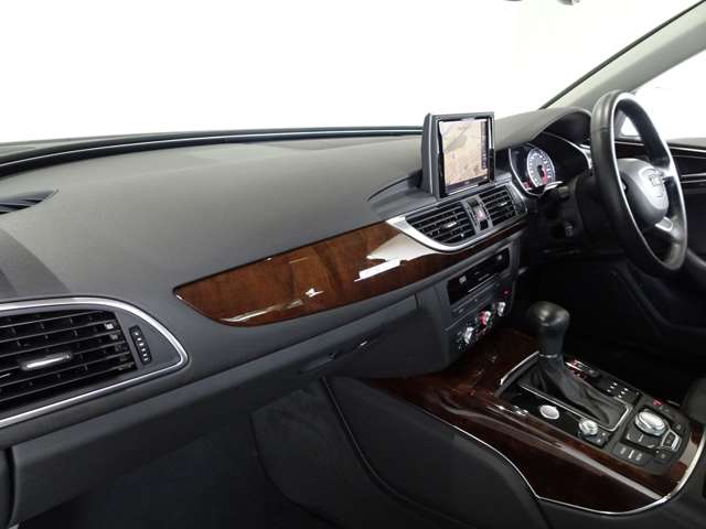 アウディ Ａ６ ２．８ ＦＳＩ クワトロ ４ＷＤ H25年 (関東) 99