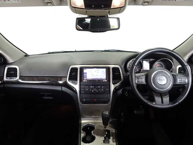 ジープ グランドチェロキー ラレード ４ＷＤ H25年 (関東) 99