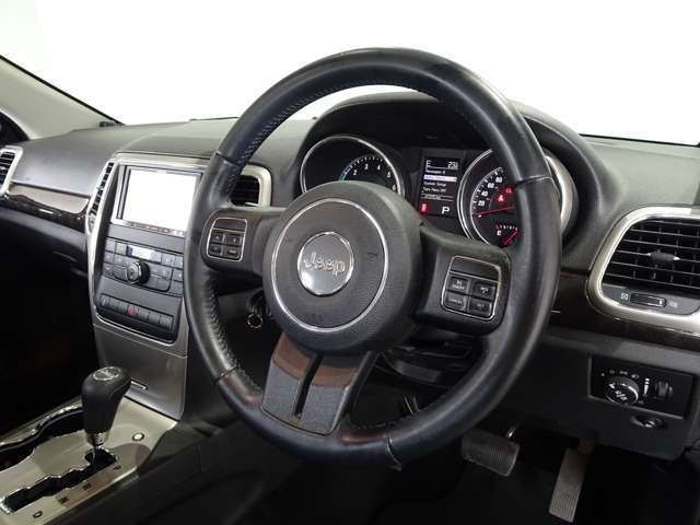 ジープ グランドチェロキー ラレード ４ＷＤ H25年 (関東) 99