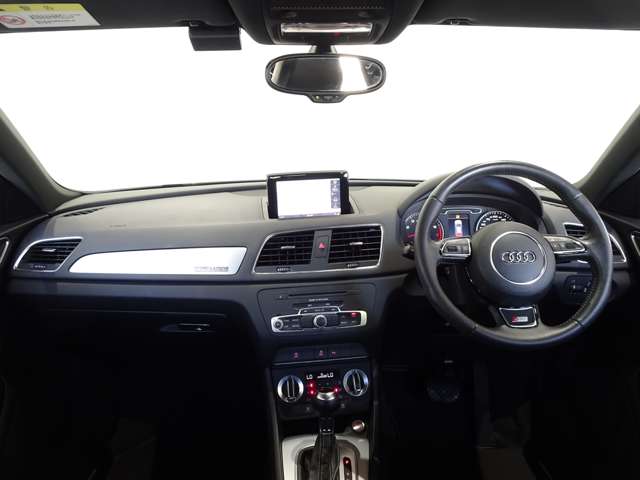 アウディ Ｑ３ ２．０ ＴＦＳＩ クワトロ ２１１ＰＳ Ｓラインパッケージ ４ＷＤ H24年 (関東) 99