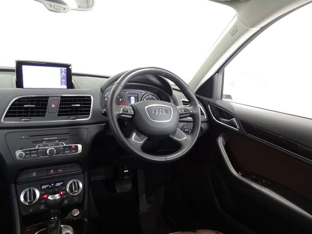 アウディ Ｑ３ ２．０ ＴＦＳＩ クワトロ ２１１ＰＳ ４ＷＤ H25年 (関東) 99