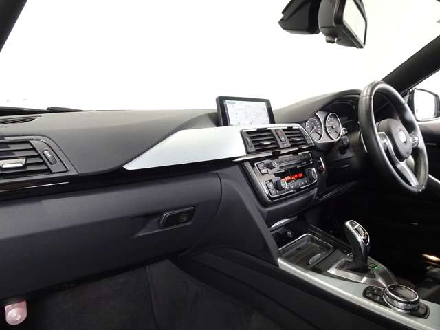 ＢＭＷ ４シリーズ ４３５ｉ　Ｍスポーツ H25年 (関東) 99