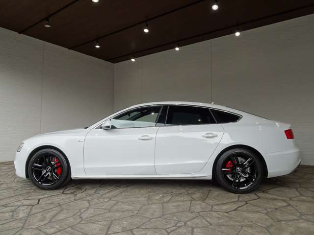 アウディ Ａ５　スポーツバック ２．０ ＴＦＳＩ クワトロ Ｓラインパッケージ ４ＷＤ H24年 (関東) 99
