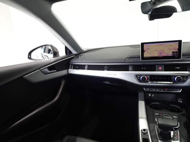 アウディ Ａ５　スポーツバック ２．０ ＴＦＳＩ クワトロ スポーツ ４ＷＤ H29年 (関東) 99
