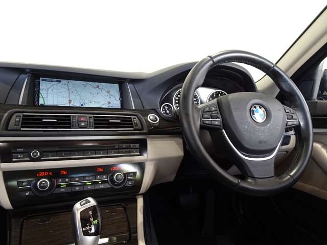 ＢＭＷ ５シリーズ アクティブハイブリッド５　ラグジュアリー H27年 (関東) 99
