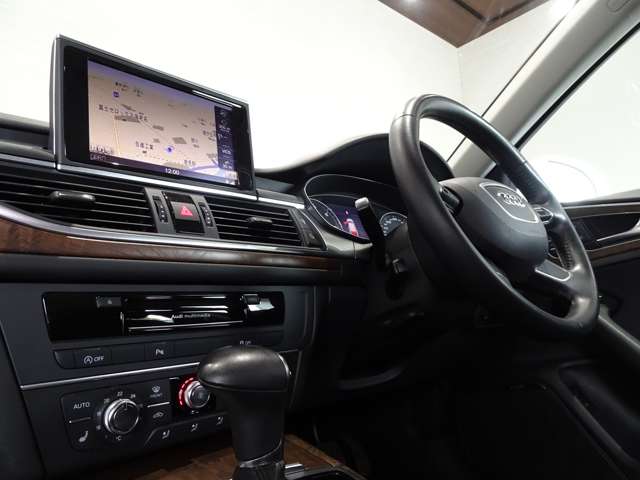 アウディ Ａ６　アバント ２．８ ＦＳＩ クワトロ ４ＷＤ H24年 (関東) 99
