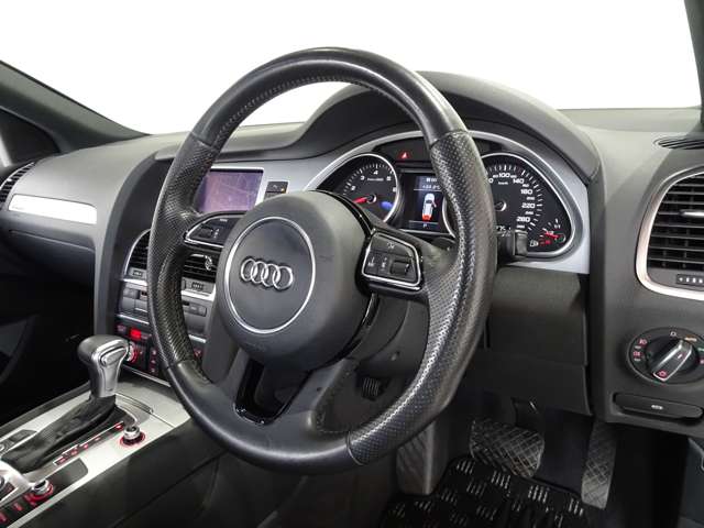 アウディ Ｑ７ ３．０ ＴＦＳＩ クワトロ Ｓラインパッケージ ４ＷＤ H24年 (関東) 99