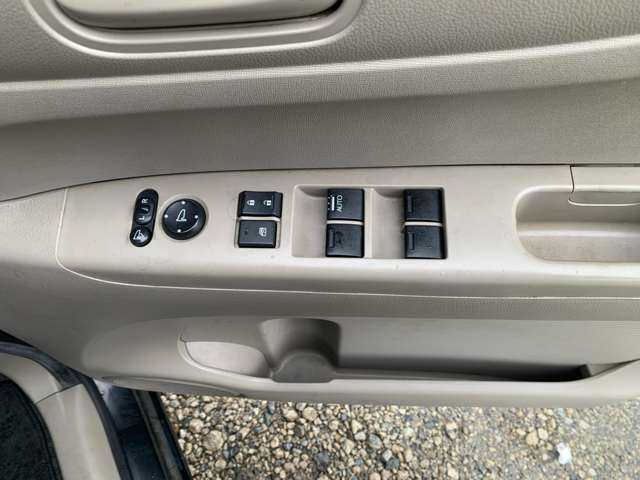 ホンダ Ｎ　ＢＯＸ ６６０ Ｇ ４ＷＤ H25年 (関東) 99