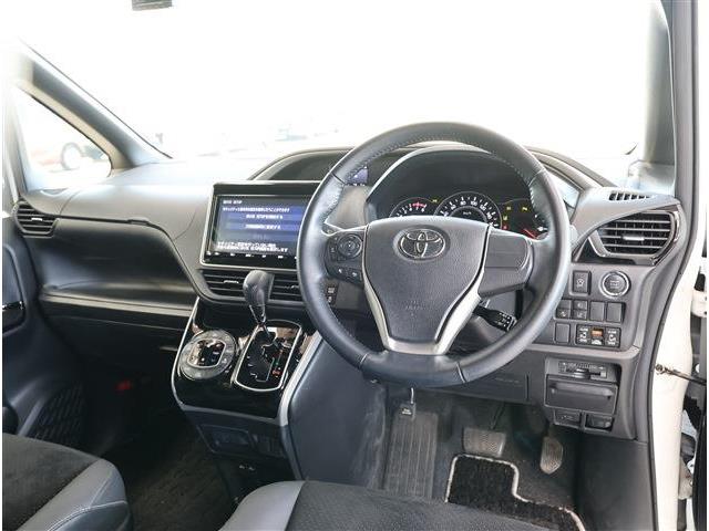 トヨタ ヴォクシー ２．０ ＺＳ 煌ＩＩＩ R3年 (東海) 99