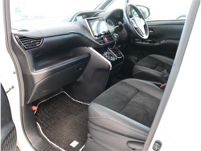 トヨタ ヴォクシー ２．０ ＺＳ 煌ＩＩＩ R3年 (東海) 99