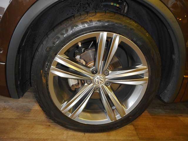 フォルクスワーゲン ティグアン ＴＳＩ　Ｒライン H29年 (近畿) 99
