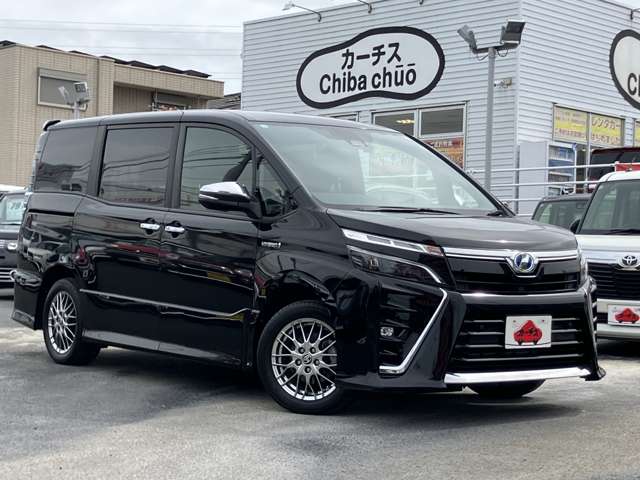 トヨタ ヴォクシー １．８ ハイブリッド ＺＳ 煌ＩＩ R1年 (関東) 99