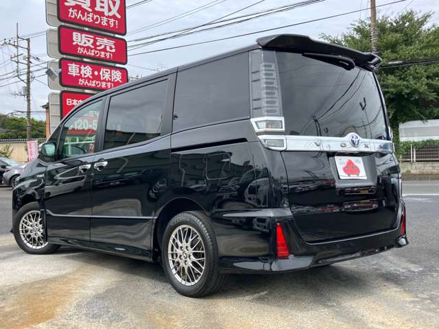 トヨタ ヴォクシー １．８ ハイブリッド ＺＳ 煌ＩＩ R1年 (関東) 99