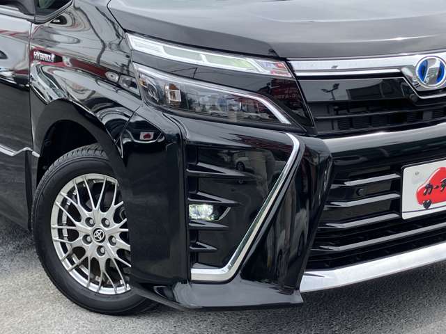 トヨタ ヴォクシー １．８ ハイブリッド ＺＳ 煌ＩＩ R1年 (関東) 99