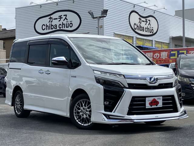 トヨタ ヴォクシー １．８ ハイブリッド ＺＳ 煌ＩＩ R1年 (関東) 99