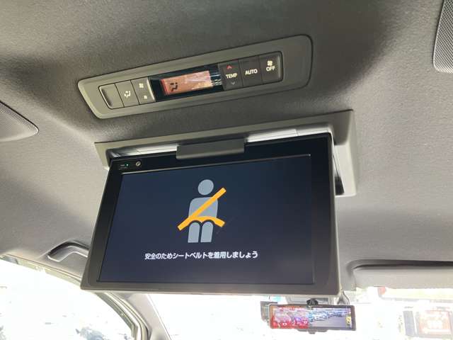 トヨタ ヴォクシー １．８ ハイブリッド ＺＳ 煌ＩＩ R1年 (関東) 99