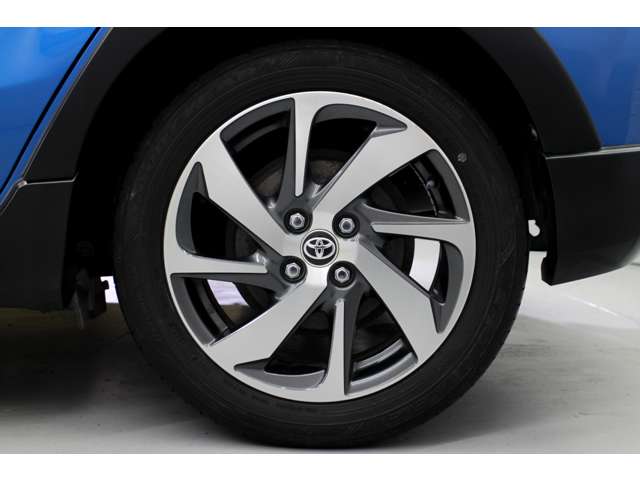 トヨタ アクア １．５ Ｘ－ＵＲＢＡＮ ソリッド H28年 (関東) 99