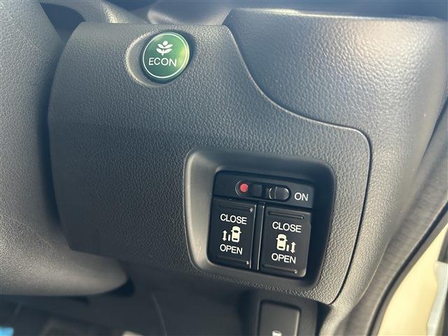 ホンダ Ｎ　ＢＯＸ ６６０ Ｇ Ｌパッケージ H25年 (中国) 99