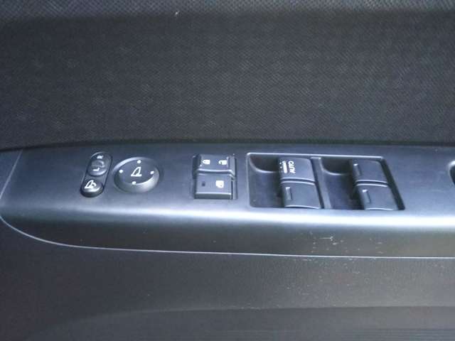 ホンダ Ｎ　ＢＯＸ ６６０ Ｇ ターボＳＳパッケージ H28年 (中国) 99