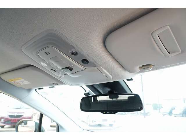 トヨタ プリウス １．８ Ｓ セーフティ プラス H30年 (関東) 99
