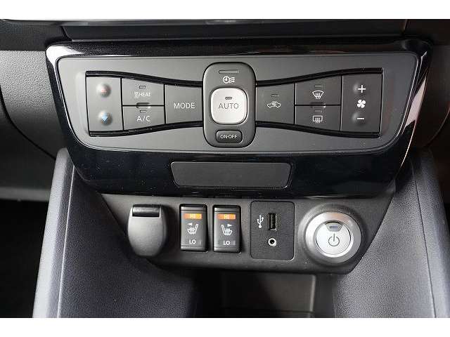 日産 リーフ Ｇ H30年 (関東) 99