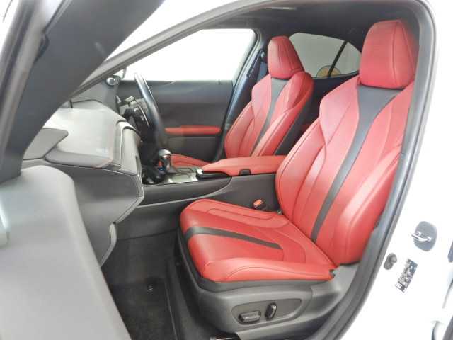 レクサス ＵＸ２５０ｈ Ｆスポーツ R3年 (九州・沖縄) 99
