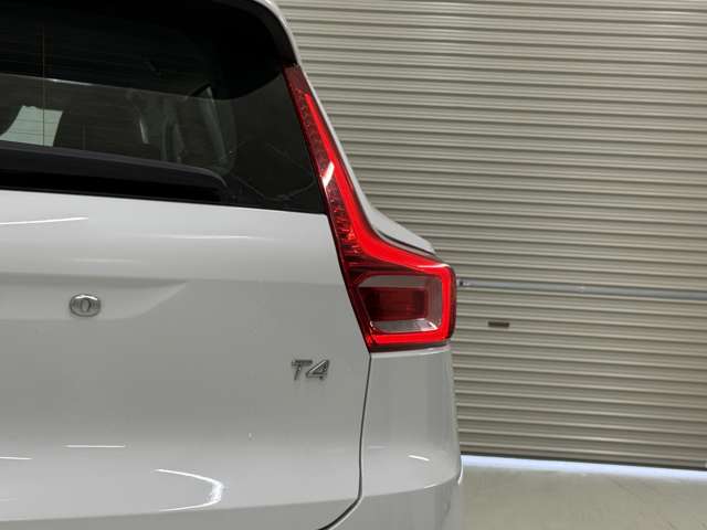 ボルボ ＸＣ４０ Ｔ４　モメンタム R1年 (東北) 99