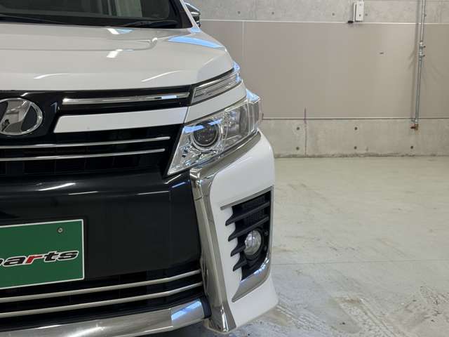 トヨタ ヴォクシー ２．０ ＺＳ 煌ＩＩ H28年 (東北) 99