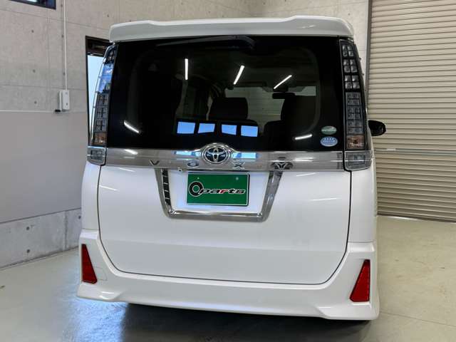 トヨタ ヴォクシー ２．０ ＺＳ 煌ＩＩ H28年 (東北) 99
