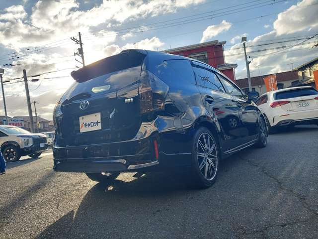 トヨタ プリウスΑ １．８ Ｓ H24年 (近畿) 99