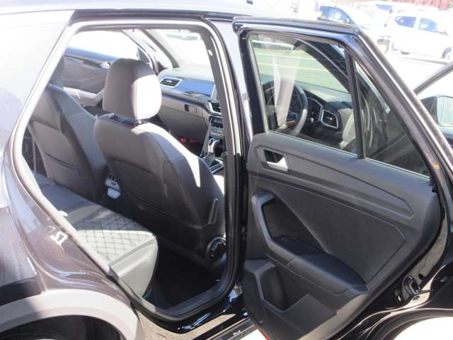 フォルクスワーゲン Ｔ－ＲＯＣ ＴＤＩ Ｒライン ディーゼルターボ R5年 (近畿) 99