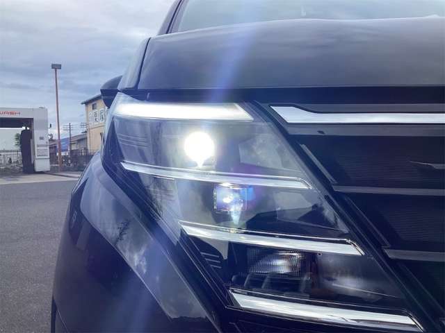 日産 セレナ ２．０ ハイウェイスターＶ R5年 (近畿) 99