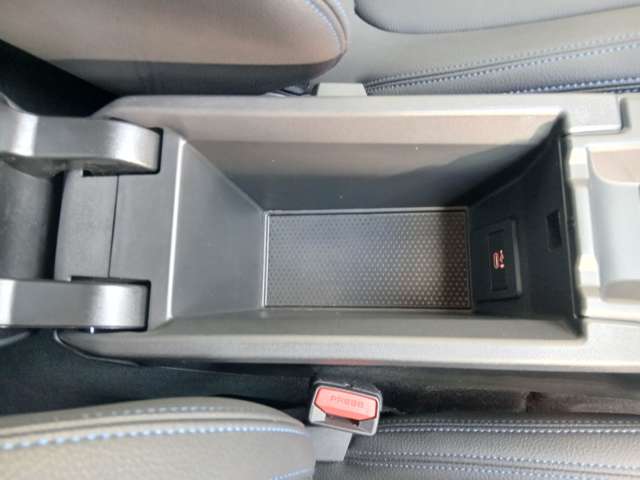 ＢＭＷ ２シリーズ ２１８Ｉ Ｍスポーツ R3年 (近畿) 99