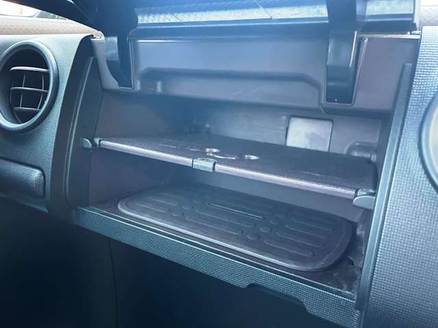 トヨタ スペイド １．５ Ｆ H28年 () 99