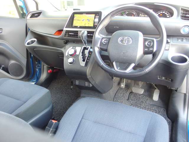 トヨタ シエンタ　ハイブリッド ハイブリッド １．５ Ｇ H27年 (東海) 99
