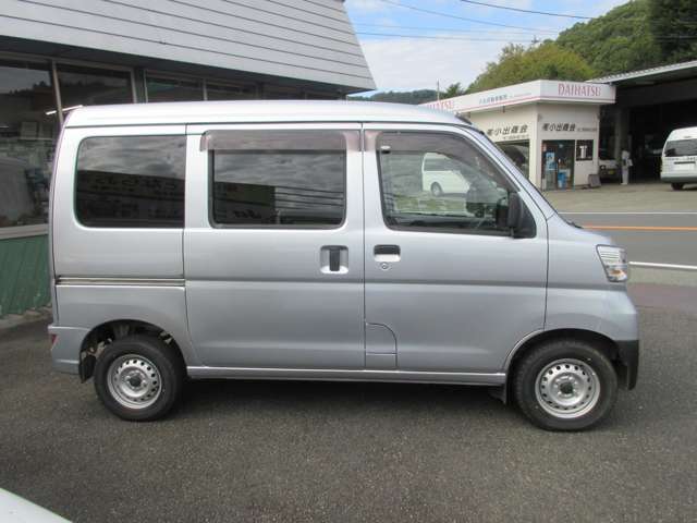 ダイハツ ハイゼットカーゴ ６６０ デラックス ＳＡＩＩＩ ハイルーフ ４ＷＤ R2年 (東海) 99