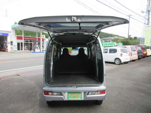 ダイハツ ハイゼットカーゴ ６６０ デラックス ＳＡＩＩＩ ハイルーフ ４ＷＤ R2年 (東海) 99