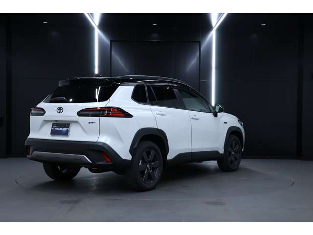 トヨタ カローラクロス　ハイブリッド １．８ ハイブリッド Ｚ アドベンチャー Ｅ－ＦＯＵＲ ４ＷＤ R8年 (北海道) 99