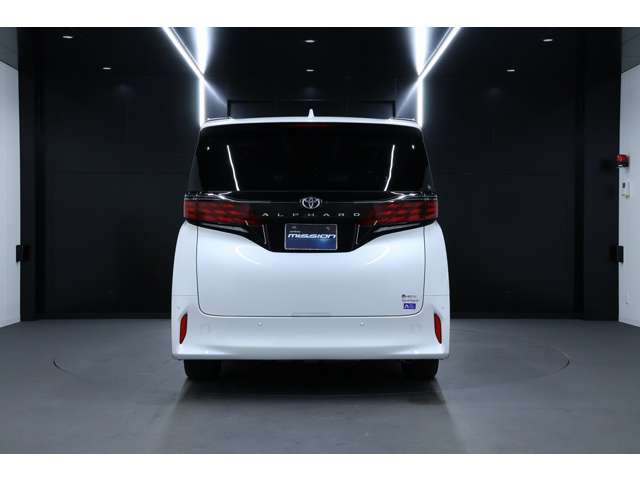 トヨタ アルファード　ハイブリッド ハイブリッド ２．５ Ｚ Ｅ－ＦＯＵＲ ４ＷＤ R6年 (北海道) 99