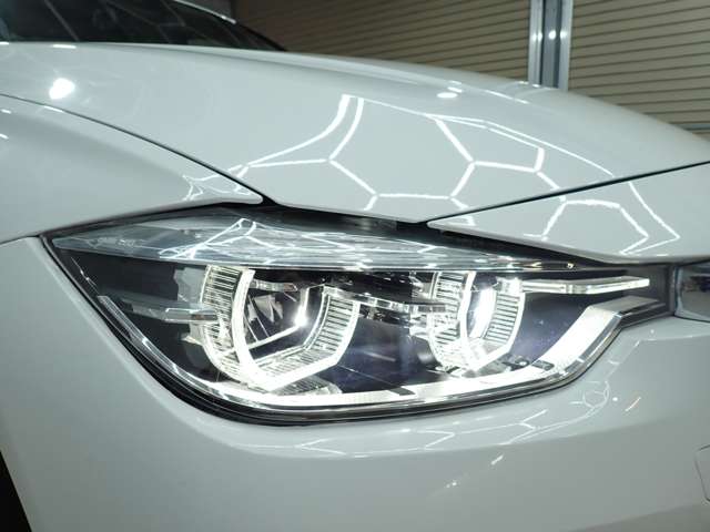 ＢＭＷ ３シリーズ ３２０ｉ　ラグジュアリー H29年 (九州・沖縄) 99