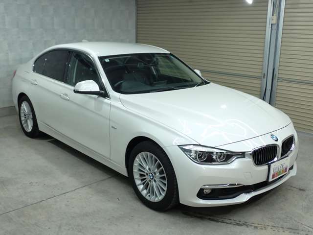 ＢＭＷ ３シリーズ ３２０ｉ　ラグジュアリー H29年 (九州・沖縄) 99