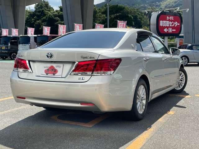 トヨタ クラウン　ハイブリッド ハイブリッド ２．５ ロイヤルサルーン H27年 (九州・沖縄) 99