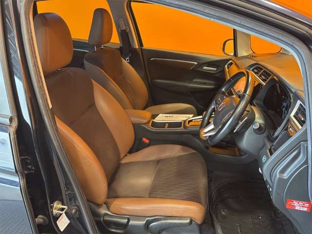 ホンダ シャトル １．５ ハイブリッド Ｚ ホンダセンシング H29年 (近畿) 99