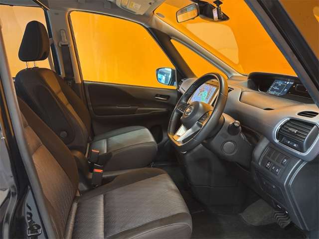 日産 セレナ ２．０ ハイウェイスター Ｖ R2年 (近畿) 99