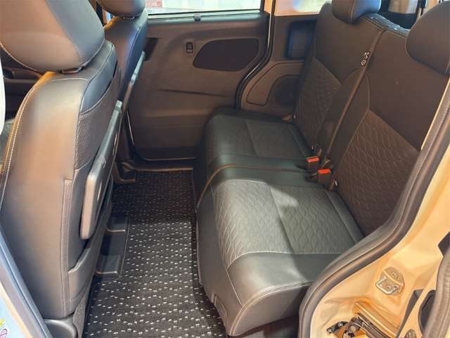 日産 ルークス ６６０ ハイウェイスターＧターボ アーバンクロム プロパイロット エディション R4年 (近畿) 99
