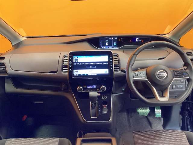 日産 セレナ ２．０ ハイウェイスター Ｖ R1年 (近畿) 99