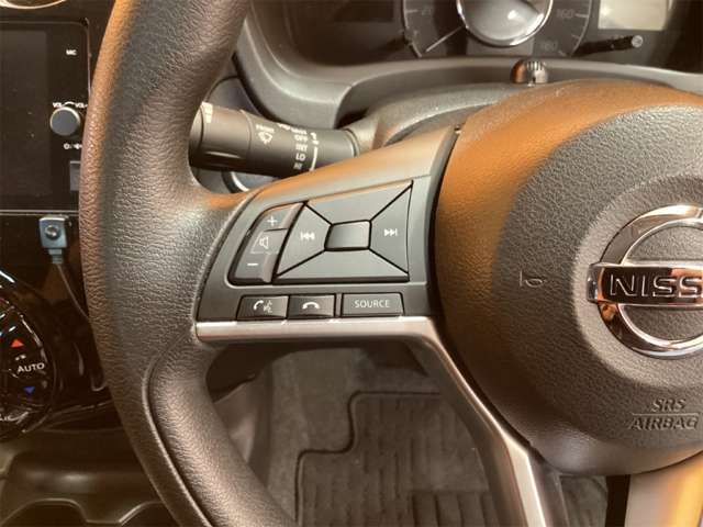 日産 ノート １．２ Ｅ－ＰＯＷＥＲ Ｘ H30年 (近畿) 99