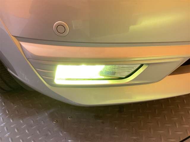日産 ノート １．２ Ｅ－ＰＯＷＥＲ Ｘ H30年 (近畿) 99