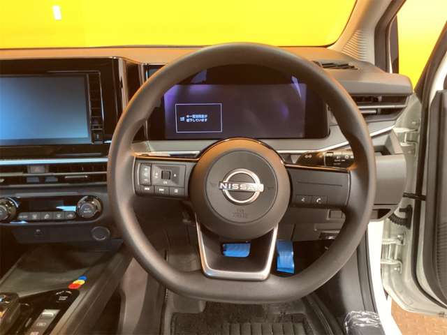 日産 ノート １．２ Ｘ R4年 (近畿) 99