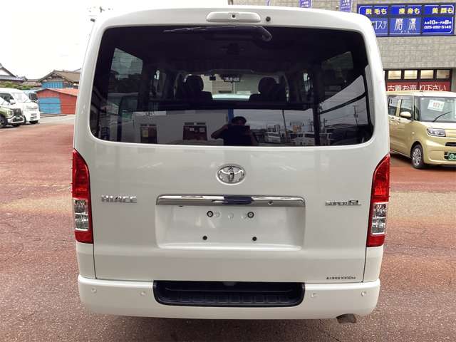 トヨタ ハイエースバン ２．８ スーパーＧＬ ロング ディーゼルターボ ４ＷＤ R3年 (甲信越・北陸) 99